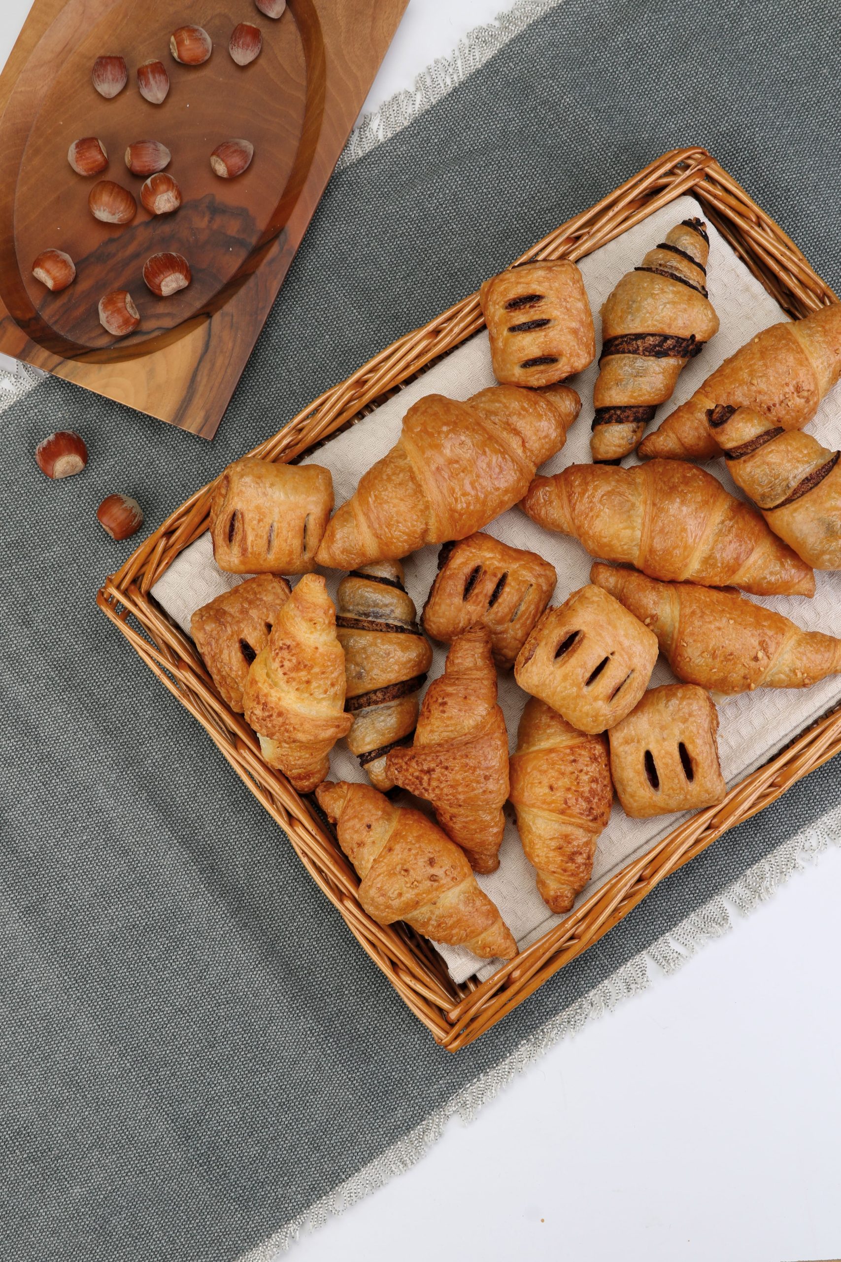 Navihanci in Pečjakovi rogljički - Fino pekovsko pecivo