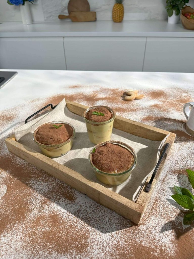 bananin-puding-z-vanilijevimi-rogljici