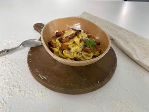 carbonara-s-krompirjevimi-tortelini
