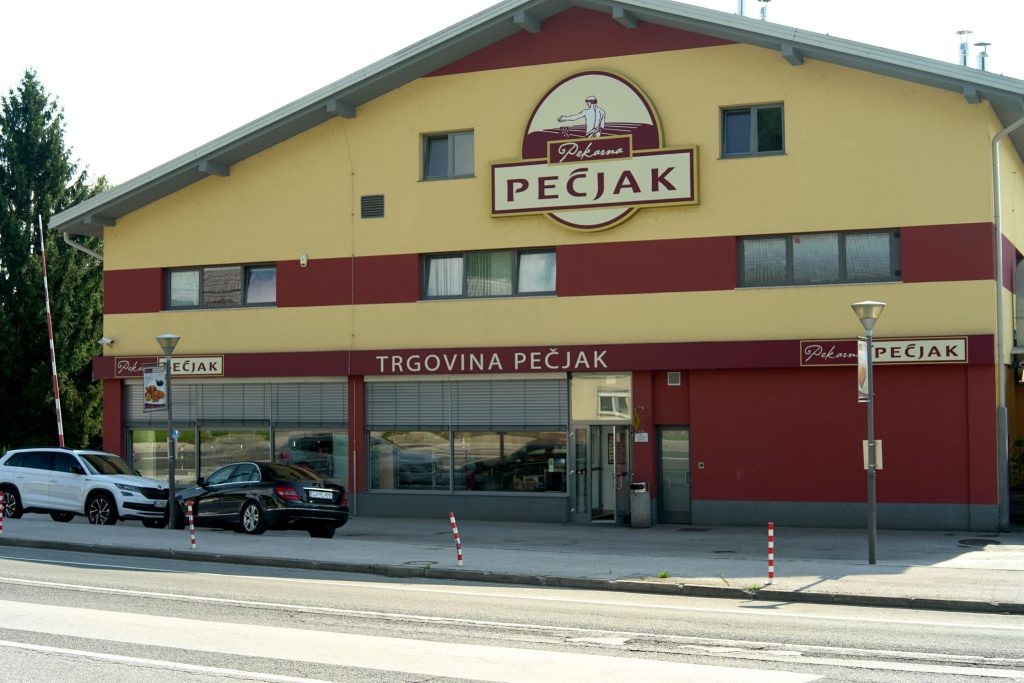 Pecjak-lokacija-trgovina-Skofljica-1