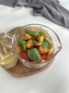 caprese-solata-s-popecenimi-svaljki