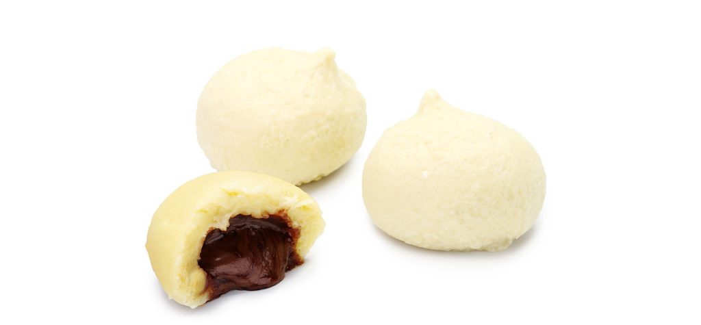 Cmoki s čokoladno-lešnikovim nadevom